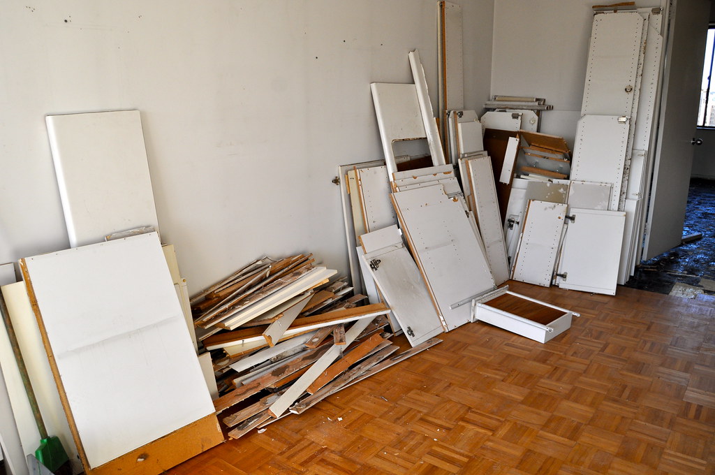 Séjour d'un appartement haussmannien rénové à Lyon